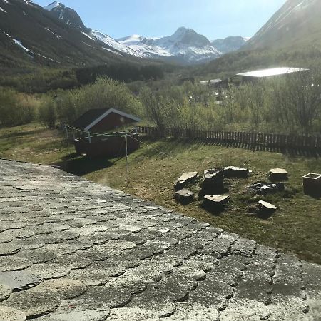 Lyngenfjord Gammelhotell Olderdalen エクステリア 写真